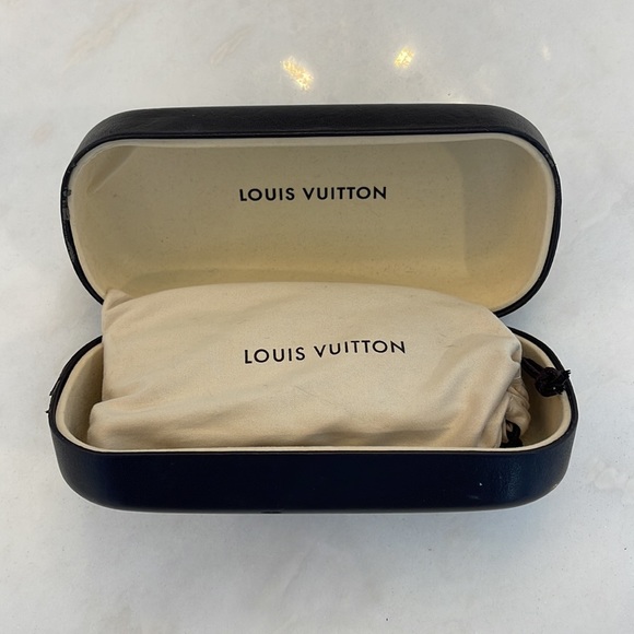Real Louis Vuitton Cateye Sunglasses - Picture 6 of 7